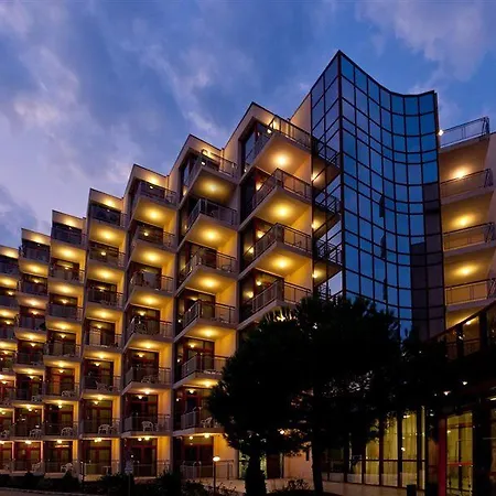 Helios Hotel Warna